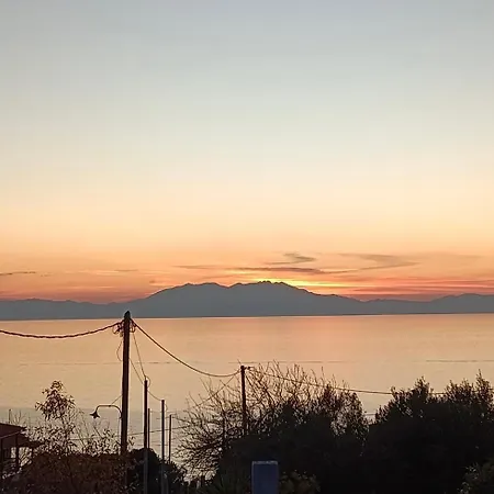Harmonia Coast Living Balcony Lejlighed *